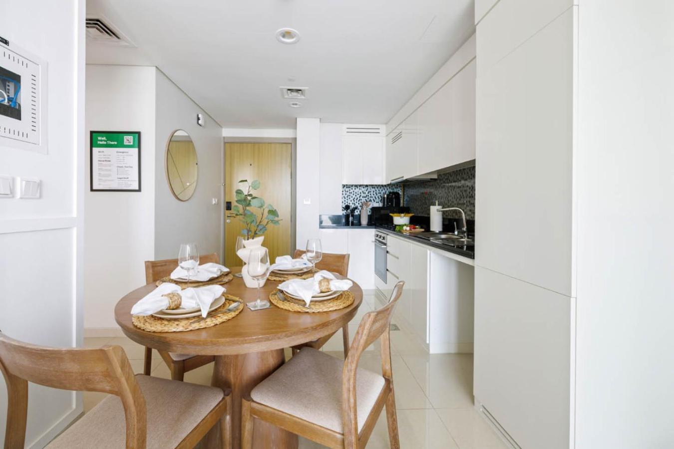 Sky High 1br In View With 41st Floor Views Apartment Dubai